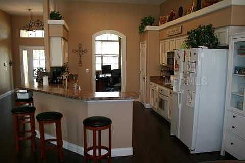 3rd image of 13501 Sunset Lakes Cir