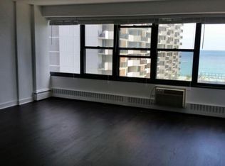 6030 N Sheridan Rd APT 102, Chicago, IL 60660