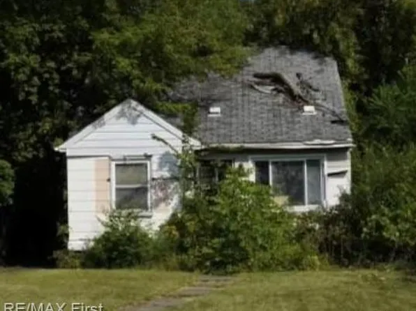 9028 Trinity St, Detroit, MI 48228