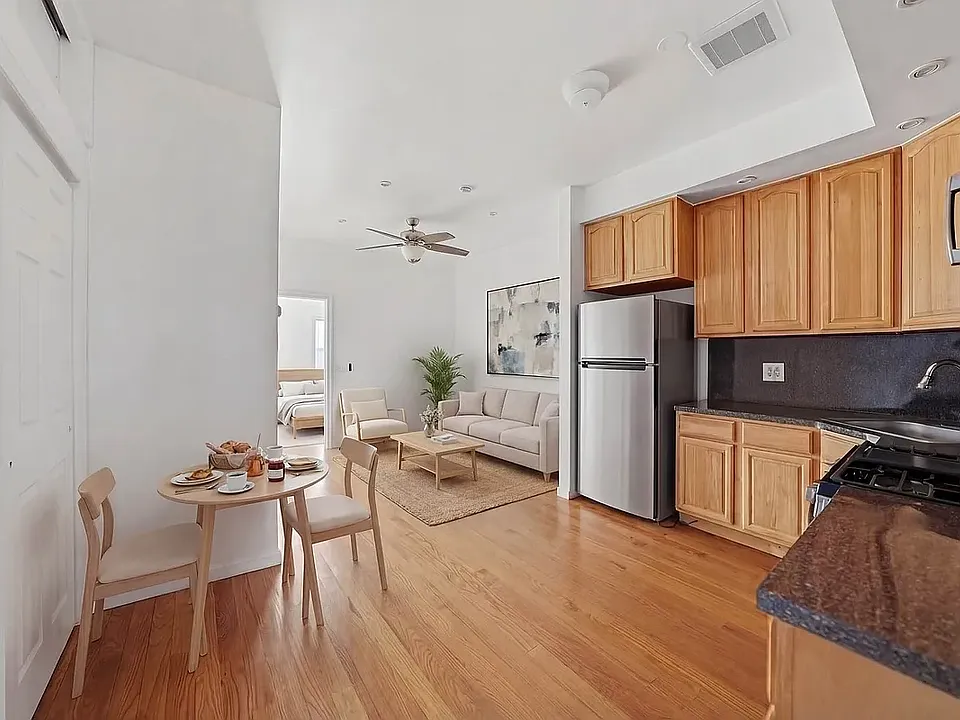 2267 Pacific St #2