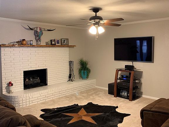 4th image of 3108 Chatterton Dr