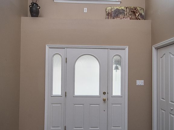 5th image of 1158 Lincoln Ave