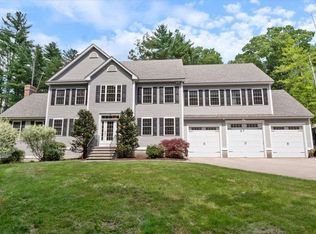 16 Horseshoe Rd, Windham, NH 03087