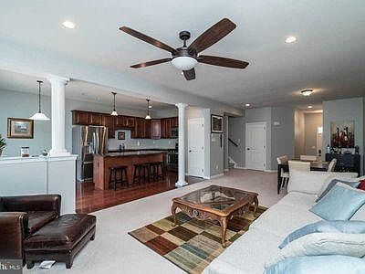 3rd image of 192 Race St #192