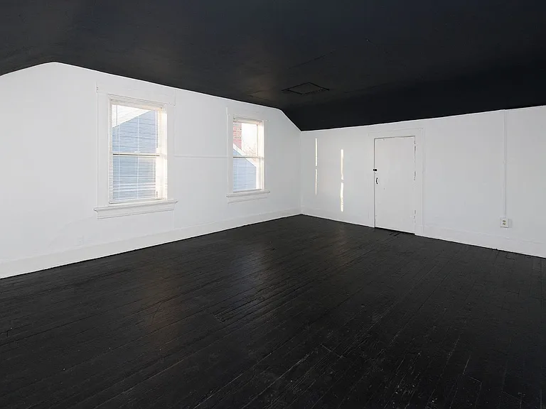 4160 Lakeman St — Photo 38