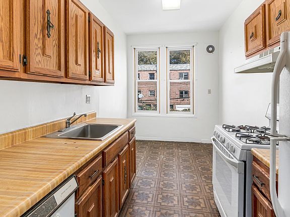 3rd image of 3317 69th St