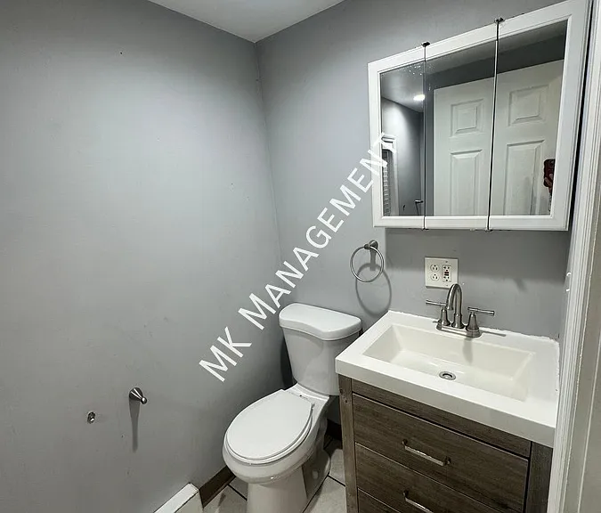 90 Tompkins St #1/2 — Photo 5