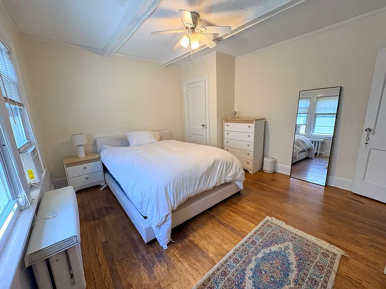 94 Quaker Ln S #2 — Photo 12