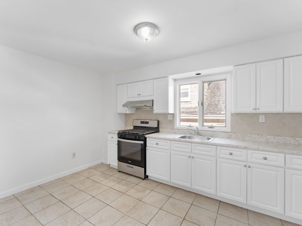 383 N 7th St Floor 2