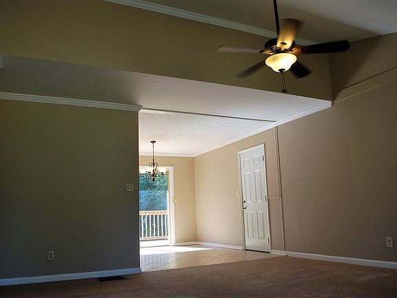 Vaulted Ceiling in Family Room