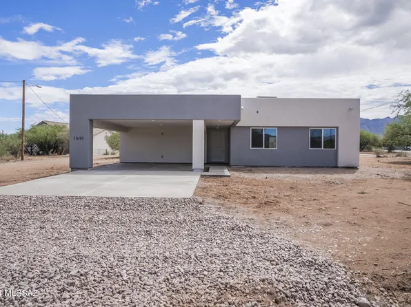 1691 Ruido Ct, Rio Rico, AZ 85648