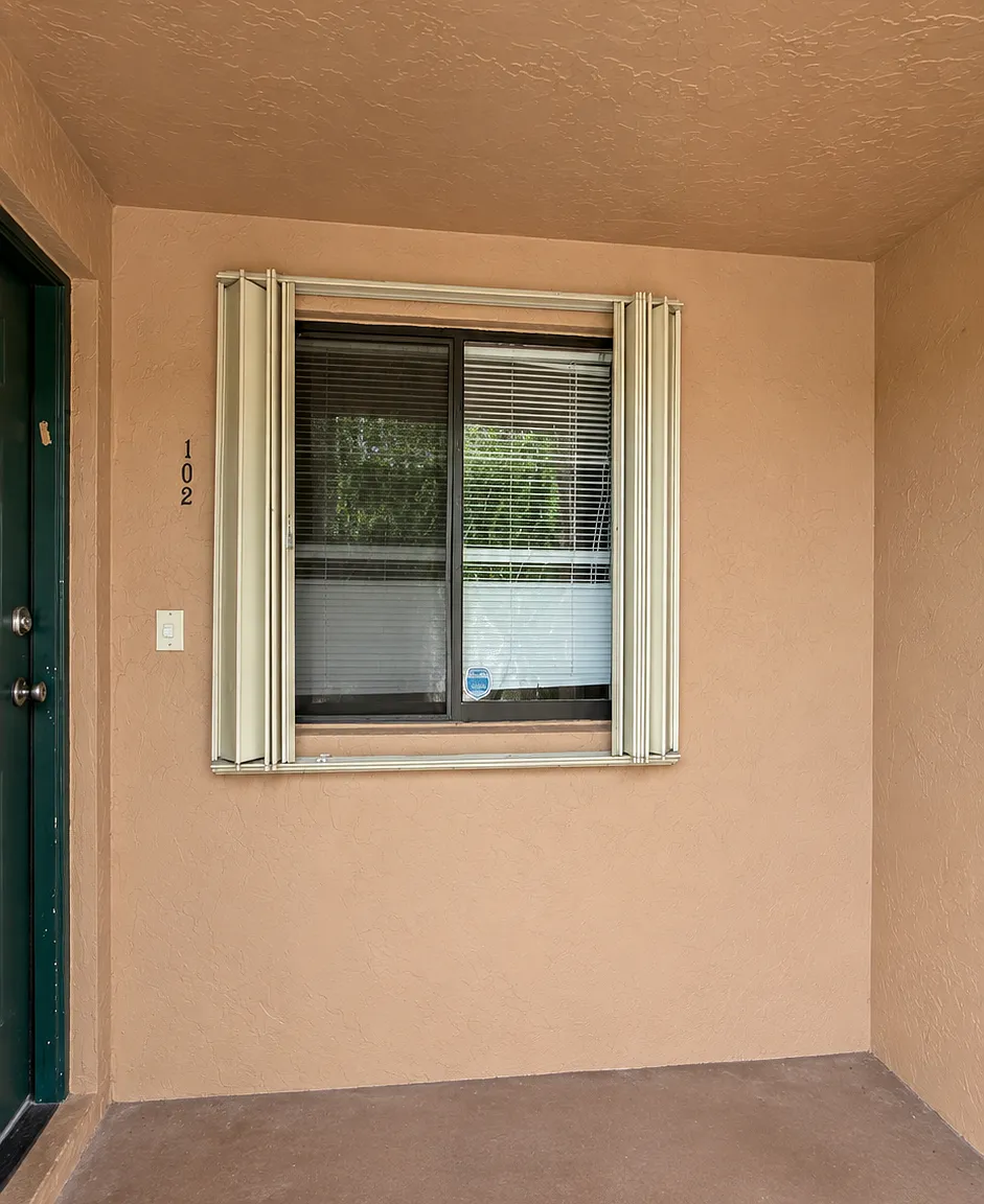 2 bed, 1256 sqft, $2,700 — Photo 4