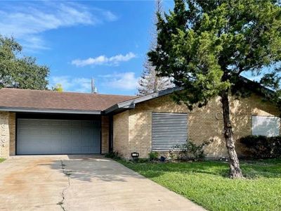 1626 Sandalwood Dr, Corpus Christi, TX, 78412