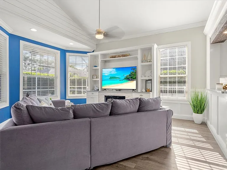 4615 4th Avenue Dr E — Photo 18