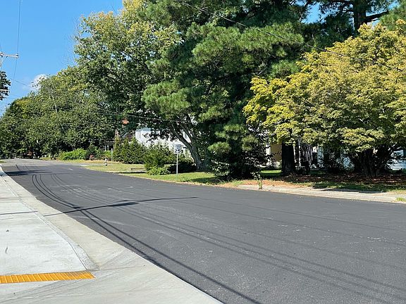 2nd image of 504 College Ave