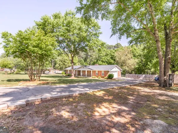 133 Morris Dr, Cochran, GA 31014