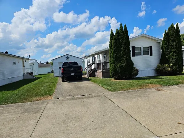 2 Ford Ln, Shelby, OH 44875