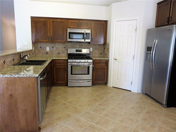 5th image of 5925 Negril Ave
