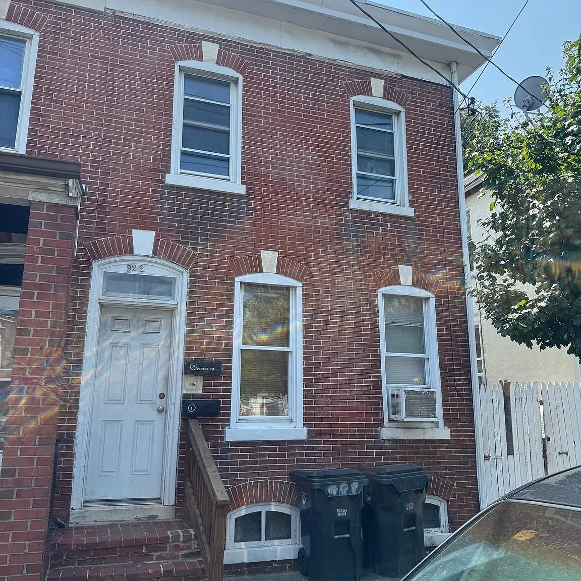 3 bed, 1625 sqft, $1,400 — Photo 1