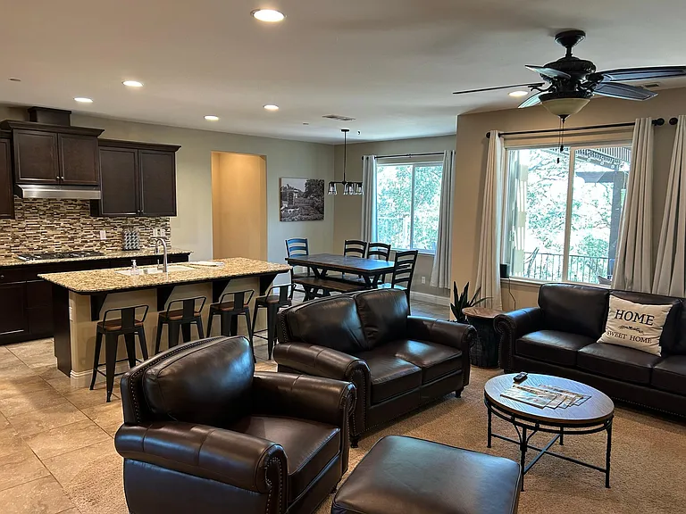 2021 Vista Oaks Way — Photo 5