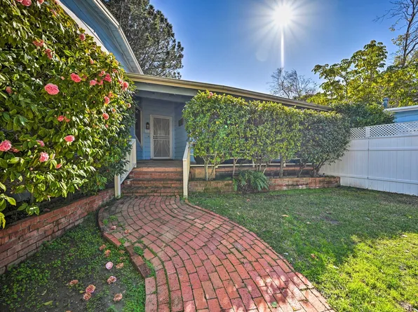 2139 Torrey Pines Rd, La Jolla, CA 92037