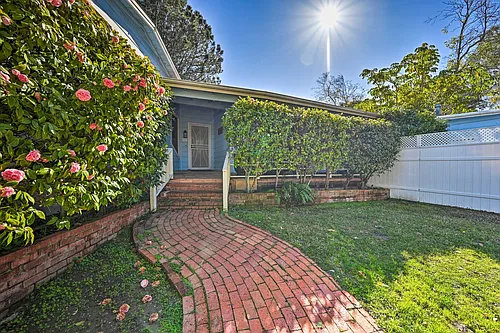 2139 Torrey Pines Rd Photo 1