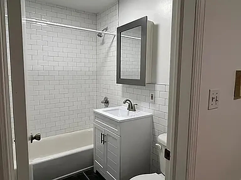 152 Norman Ave #2A — Photo 6