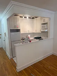 229 East 80th Street, #4D