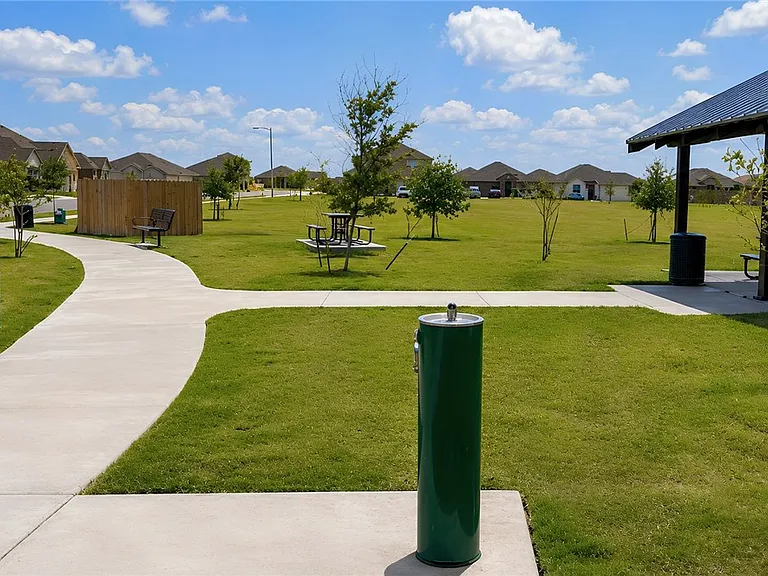 2749 Eltonne Gardens Dr — Photo 17