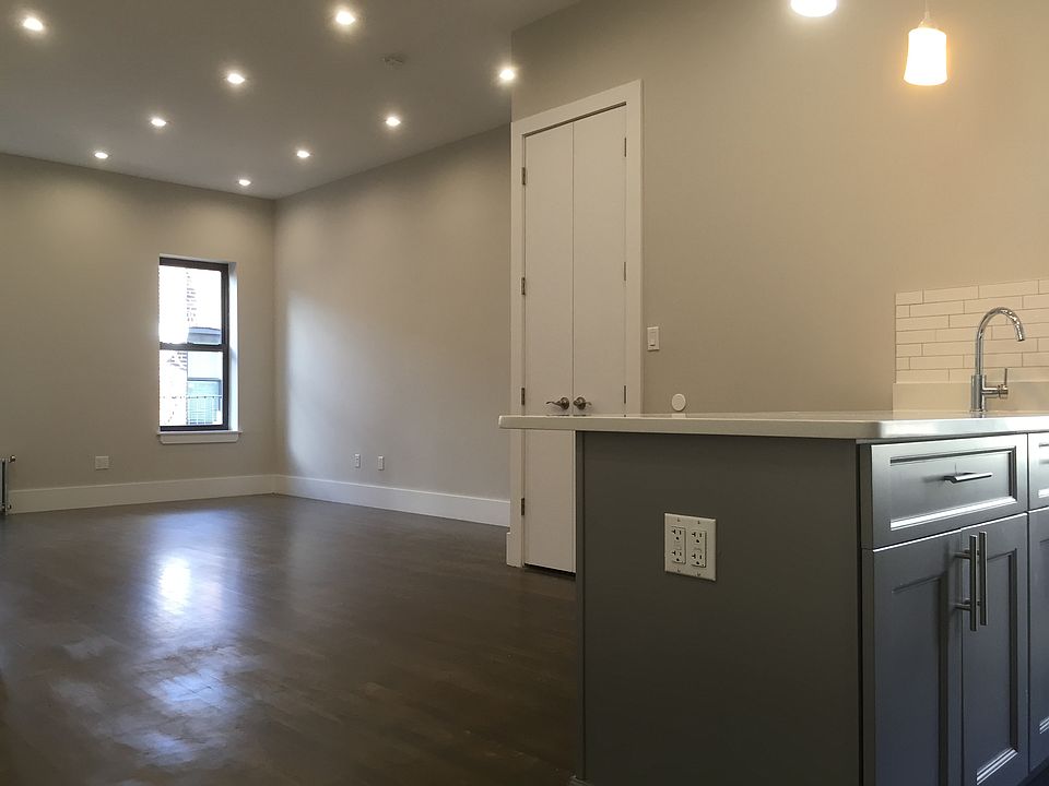 2nd image of 1575 President St APT 17