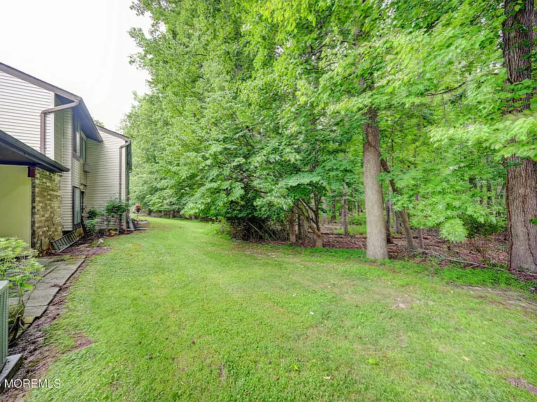 99 Arrowood Rd #K — Photo 31