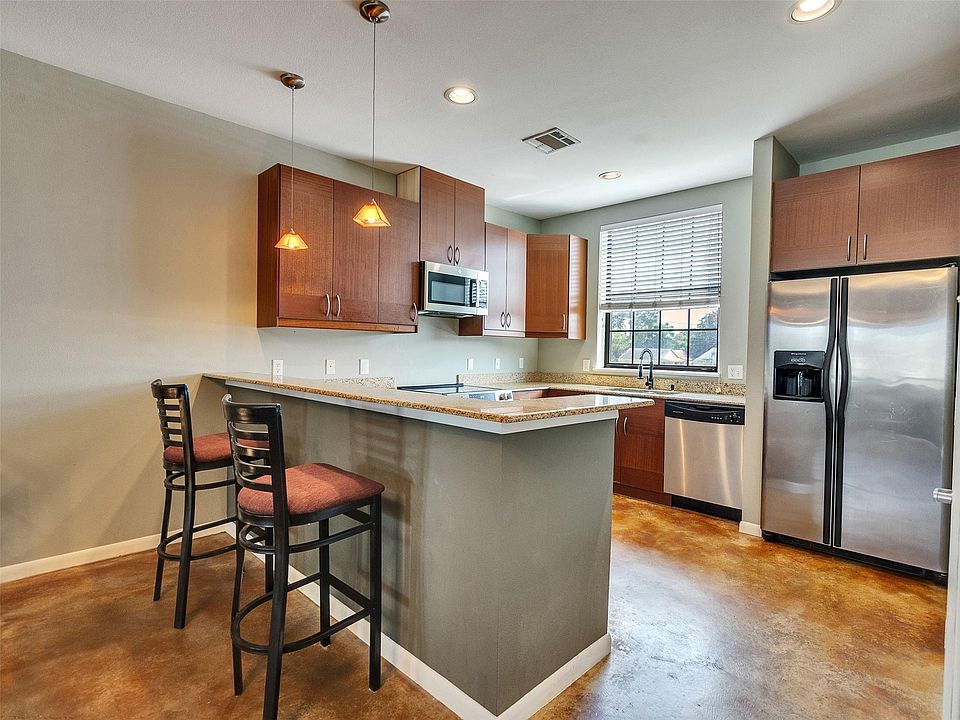 1st image of 310 S Jensen Dr APT 2