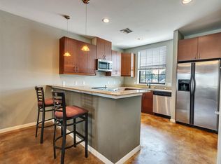 310 S Jensen Dr APT 2, Houston, TX 77003