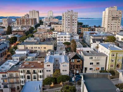 1166 Green St, San Francisco, CA, 94109