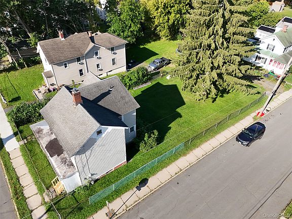 3rd image of 41 Wallkill Avenue