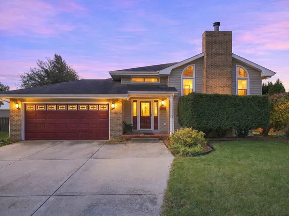 6448 Peyla Ln, Plainfield, IL 60586