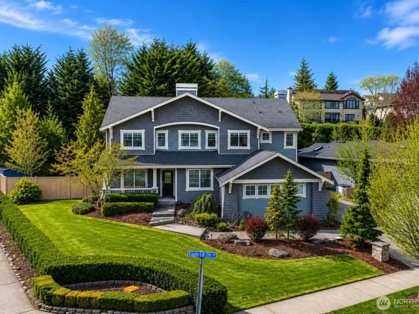 7041 Eagle Lake Drive SE, Snoqualmie, WA 98065