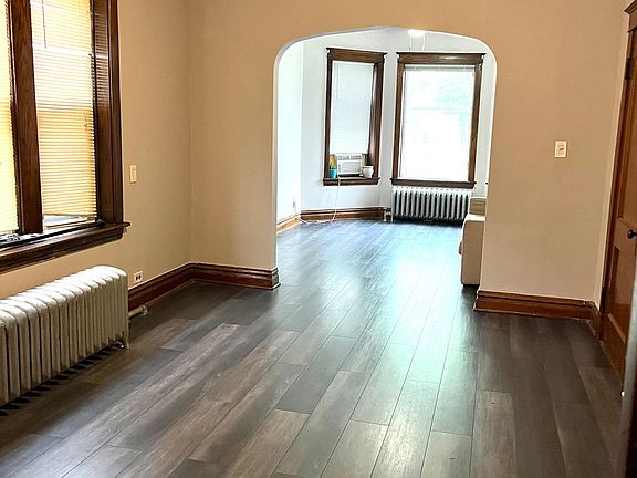 Dining/living room