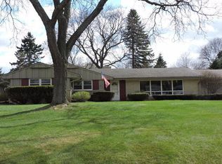 16185 Tomahawk Trl, Brookfield, WI 53005