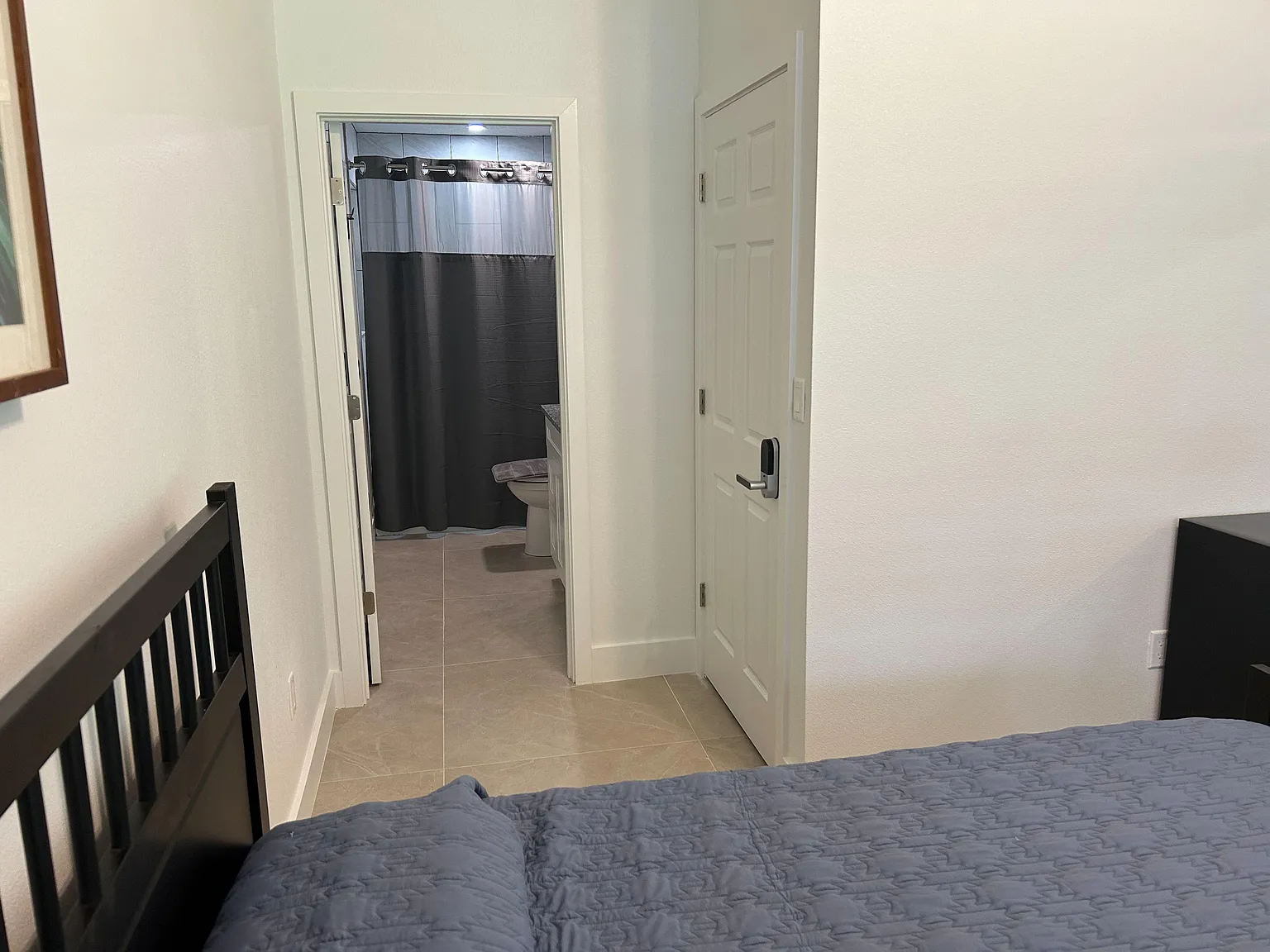 3 bed, 2.0 bath, 1000 sqft, $1,356 — Photo 4
