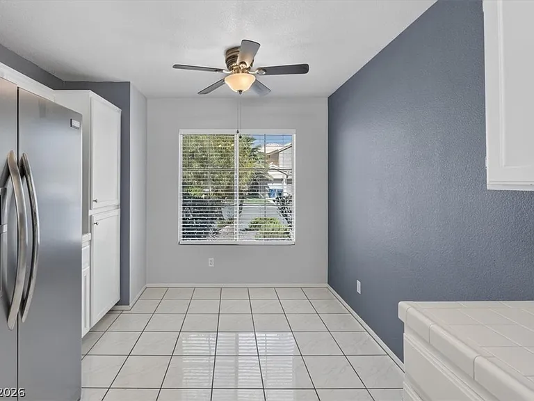 2408 Sterling Heights Dr — Photo 21