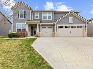 15530 Whelchel Dr, Fishers, IN 46037
