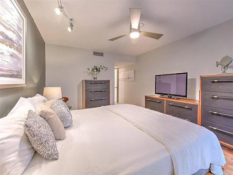 741 Bayport Way #741 — Photo 22