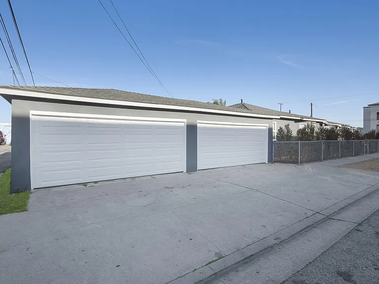 shared garage parking