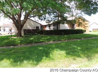 2912 Heritage Dr, Champaign, IL