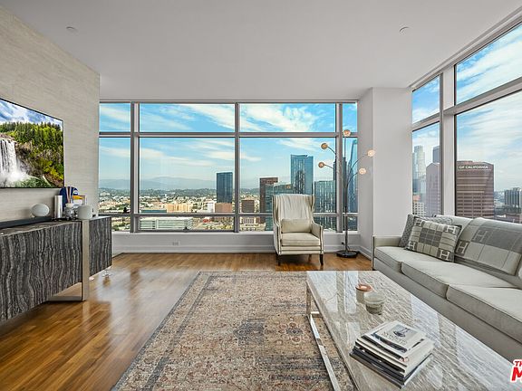 4th image of 900 W Olympic Blvd Unit 37K