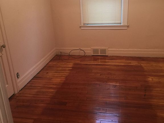 7F28F222-383C-4409-9D65-56FD5E923406