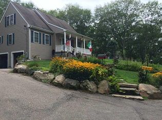 3 Arrowhead Ln, Ashaway, RI 02804