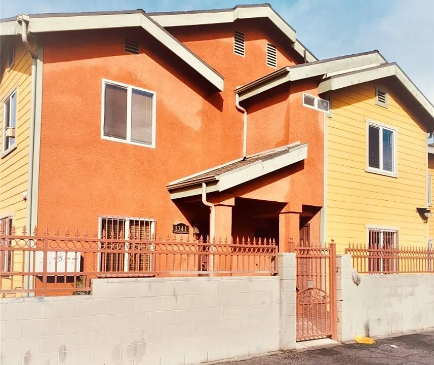 1343 E Adams Blvd