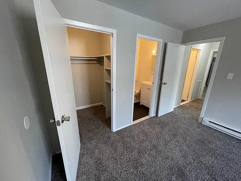 The Reserve at Mill Creek Apartment Homes — Photo 10